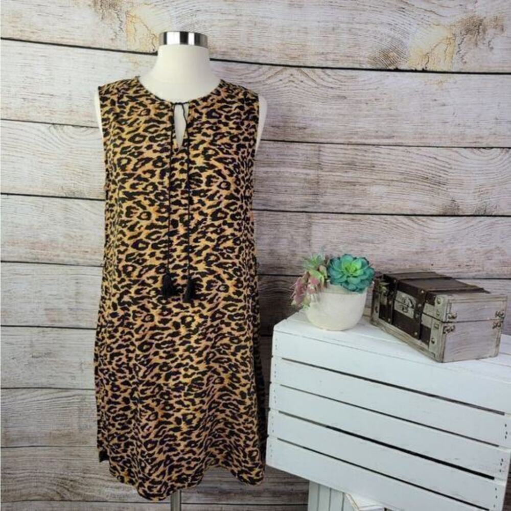 5/$25 NWT beachlunchlounge Animal Print Shift Sleeveless Dress Medium